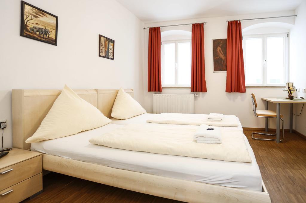 Altstadtpension Waltner Friedberg  Εξωτερικό φωτογραφία